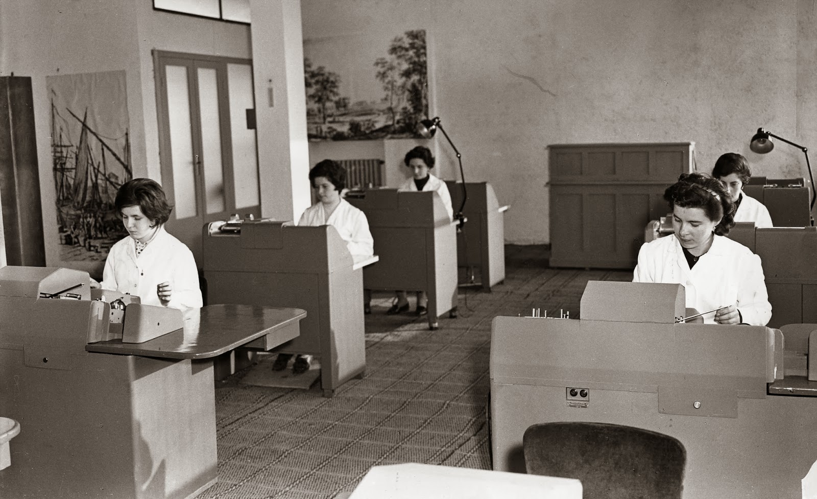 Woman punch card operators